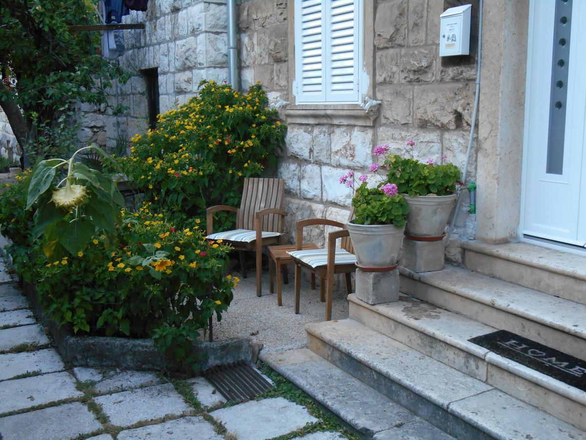 Guest House Cinema Close To Port Dubrovnik Dış mekan fotoğraf